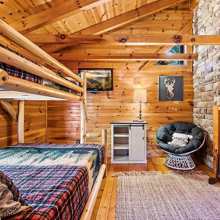 Mountain Laurel Holiday Home Gatlinburg Exterior photo