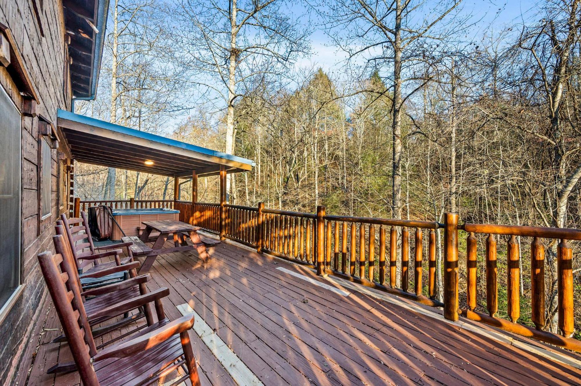 Mountain Laurel Holiday Home Gatlinburg Exterior photo