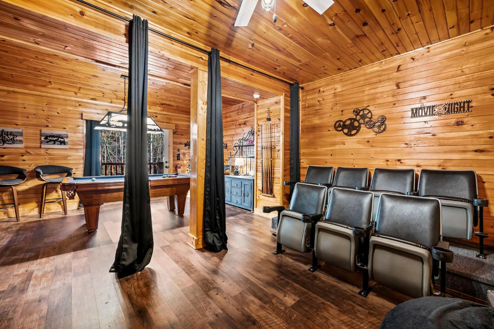 Mountain Laurel Holiday Home Gatlinburg Exterior photo